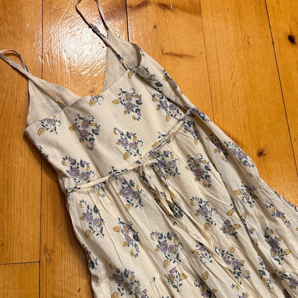 Floral Maxi Dress - Picture 4 of 6